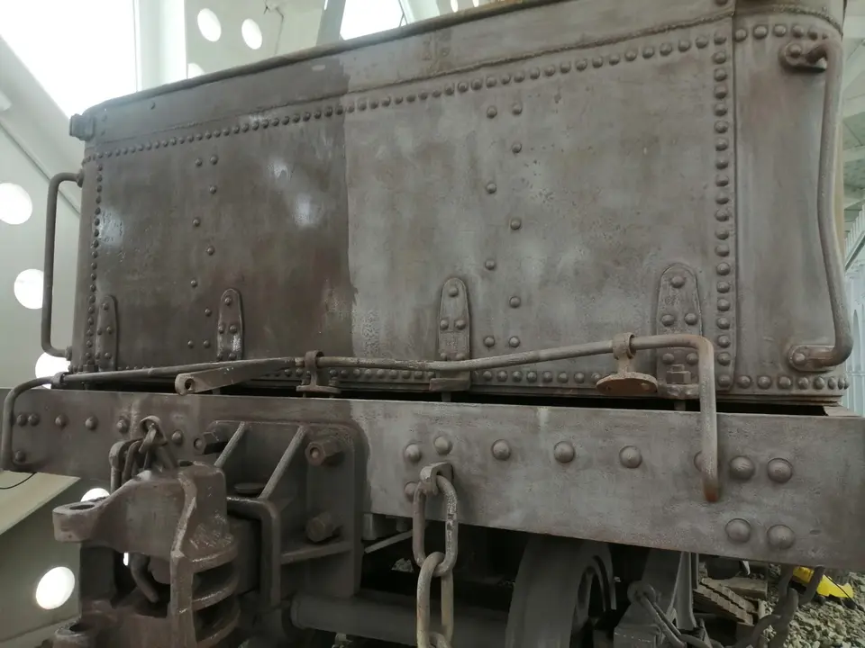 locomotora estación ferrocarril