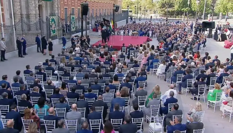 710DCE11-E75A-4855-A04D-3A632B2DB4F7