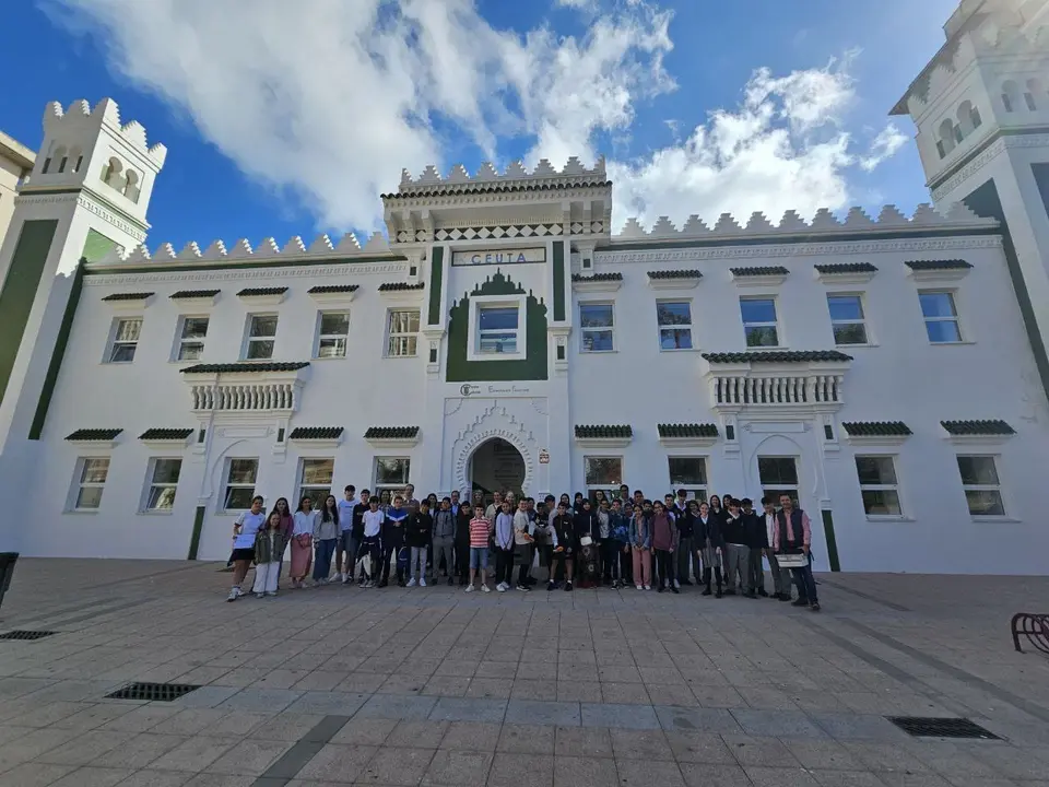 FOTO DE FAMILIA PARTICIPANTES