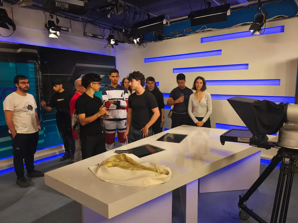 Visita alumnado Imagen y Sonido IES Siete Colinas RTVCE