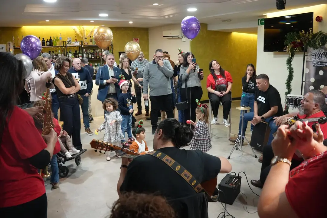 2025 - 12 - 18  - Cena Navidad COMCE - 5