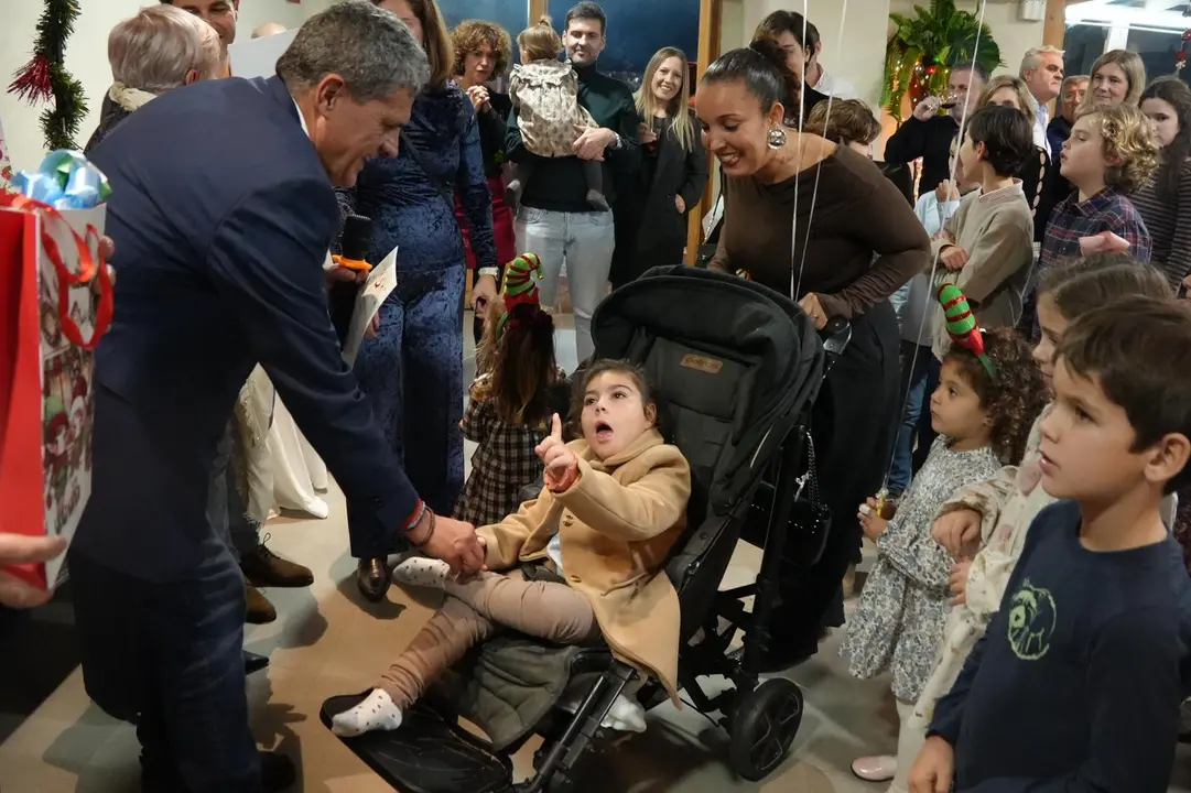 2025 - 12 - 18  - Cena Navidad COMCE - 15