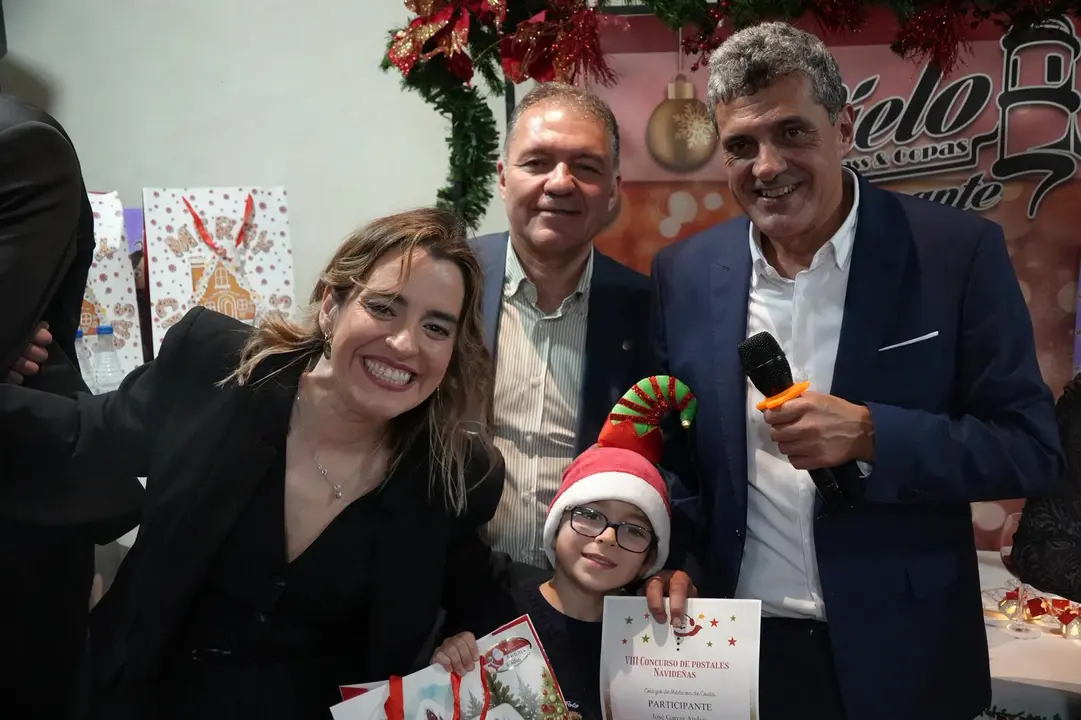 2025 - 12 - 18  - Cena Navidad COMCE - 20