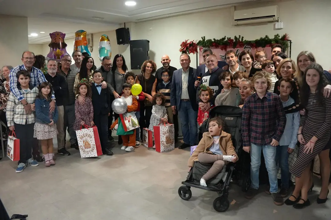 2025 - 12 - 18  - Cena Navidad COMCE - 32