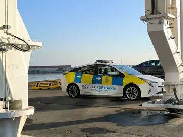 polic&iacute;a portuaria