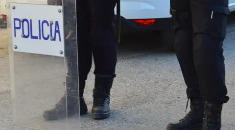 polic&iacute;a nacional 7