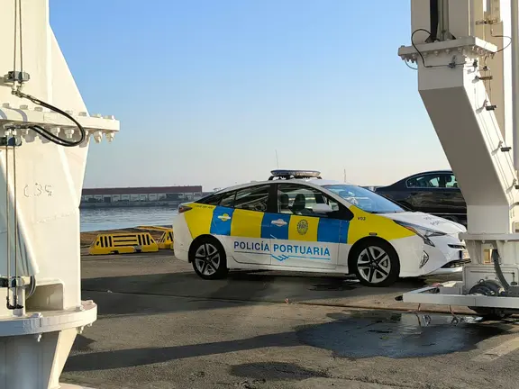 polic&iacute;a portuaria