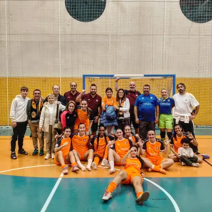 La expedición del Camoens celebra el triunfo en Madrid