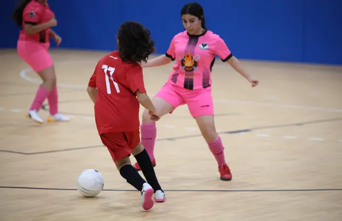 La competición senior femenina de fútbol sala da comienzo este domingo