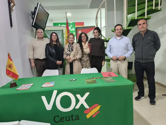 Nuestro Corazon Bandera_1 vox