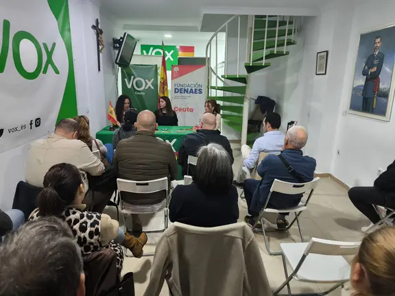 Nuestro Corazon Bandera_2 vox