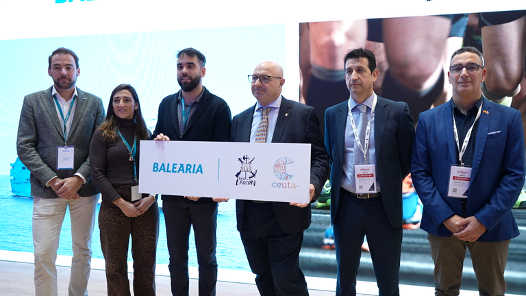 ceuta barco hotel bale&aacute;ria cuna