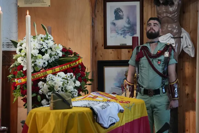 capilla ardiente capit&aacute;n legionario