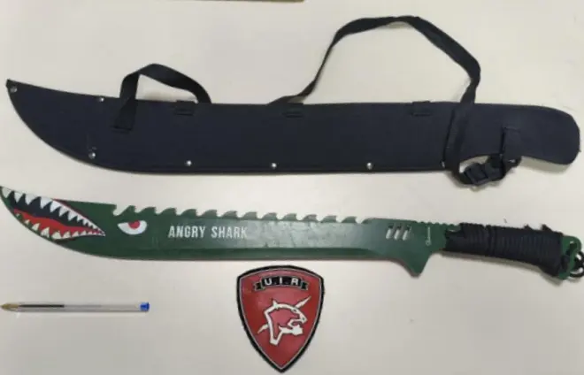 arma blanca polic&iacute;a local