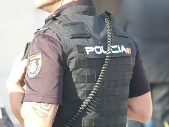 polic&iacute;a nacional