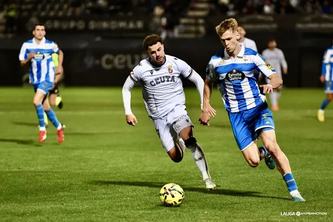 Marcos Fern&aacute;ndez ha marcado el tanto del Ceuta ante el D&eacute;por