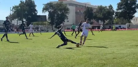 Un momento del partido disputado por el filial del Ceuta en Chiclana