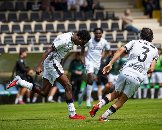 Okoro ha marcado el gol del Ceuta B en Lepe