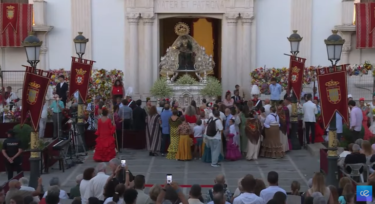 ofrenda floral patrona virgen &aacute;frica