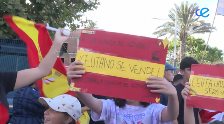 pancarta ceuta movilizaci&oacute;n