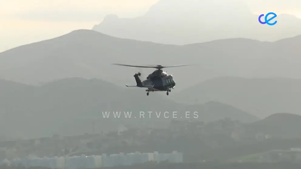 HELICOPTERO VOLANDO