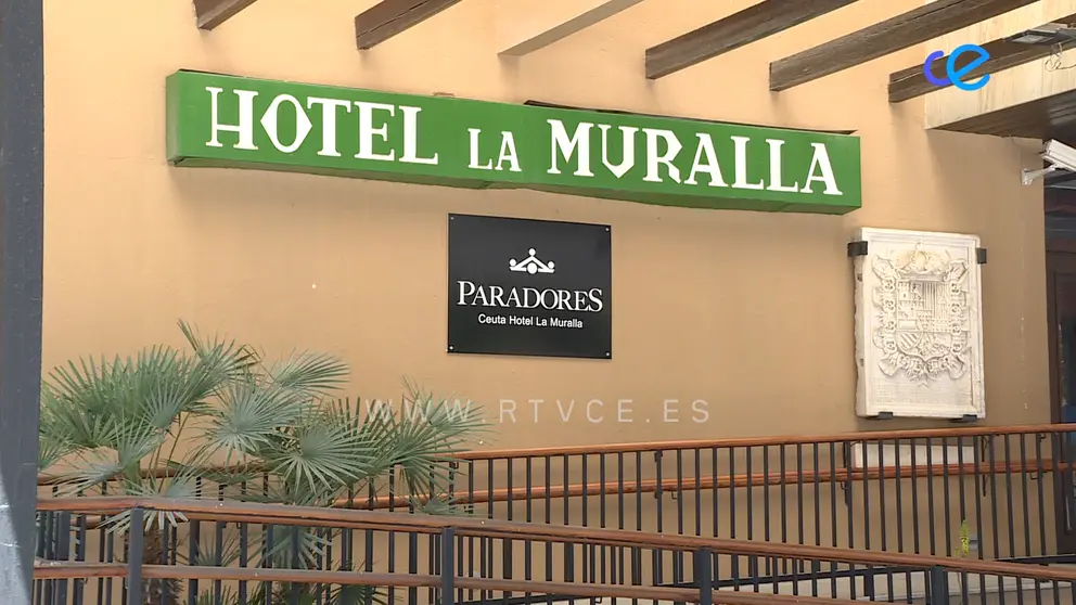 PARADORES