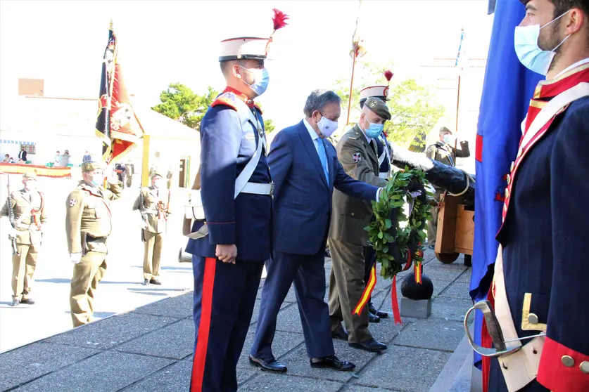 Acto Homenaje  a los Caídos Embajador Marca Ejército