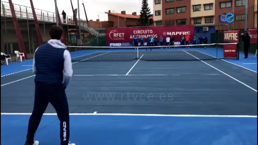 TENIS (cola)