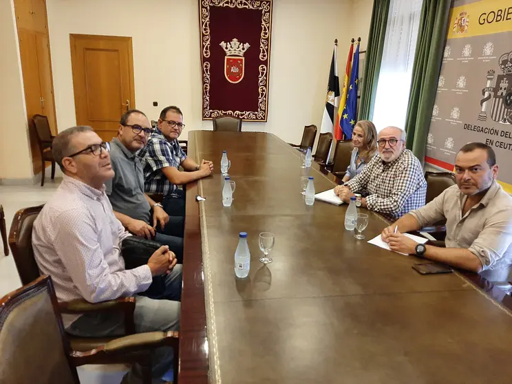 reunión Delegación del Gobierno - taxis