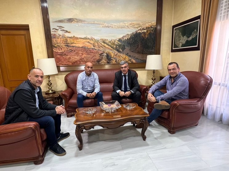 Reunión entre AUGC Ceuta y el nuevo Delegado del Gobierno en la Ciudad.
