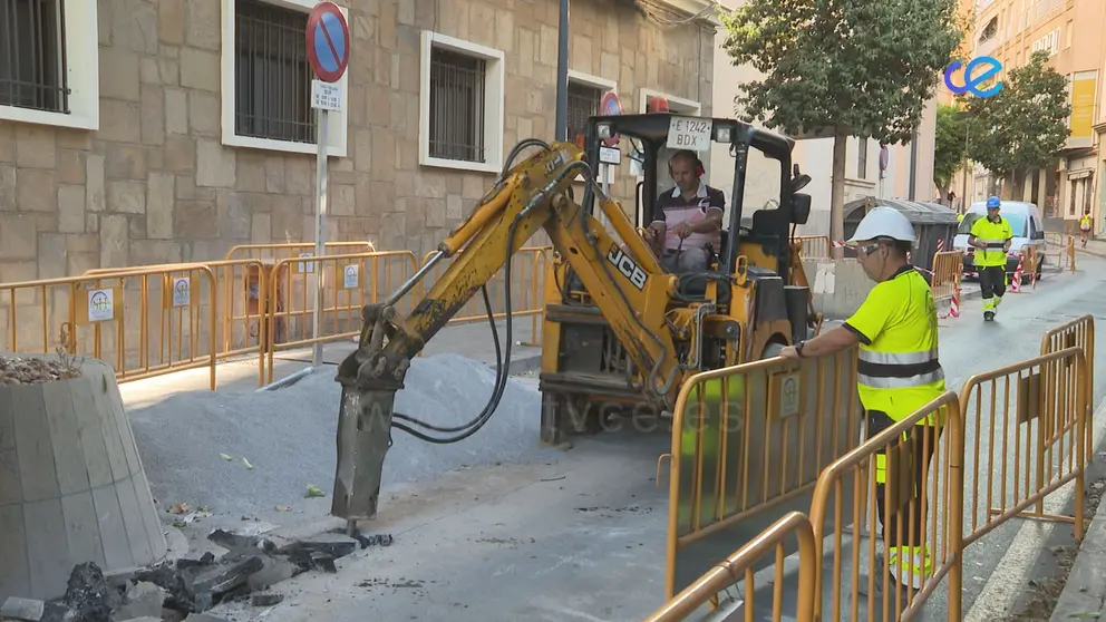 OBRAS CALLE CERVANTES