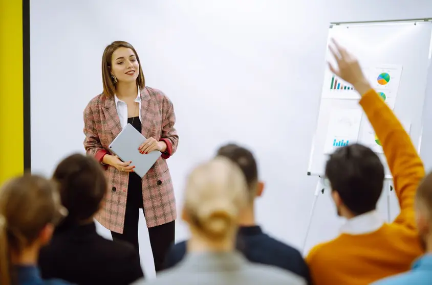 COMUNICACION Y LIDERAZGO