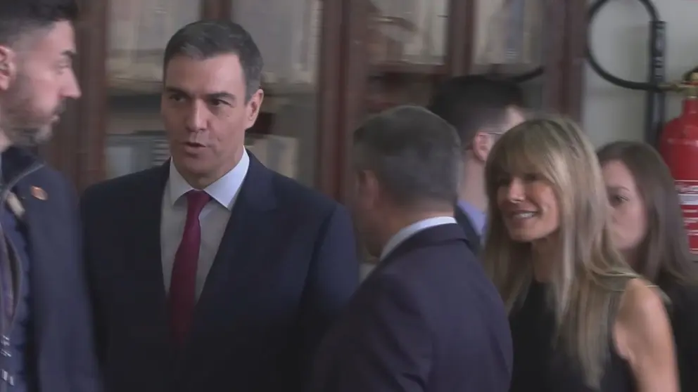 PEDRO SANCHEZ Y BEGOÑA GOMEZ