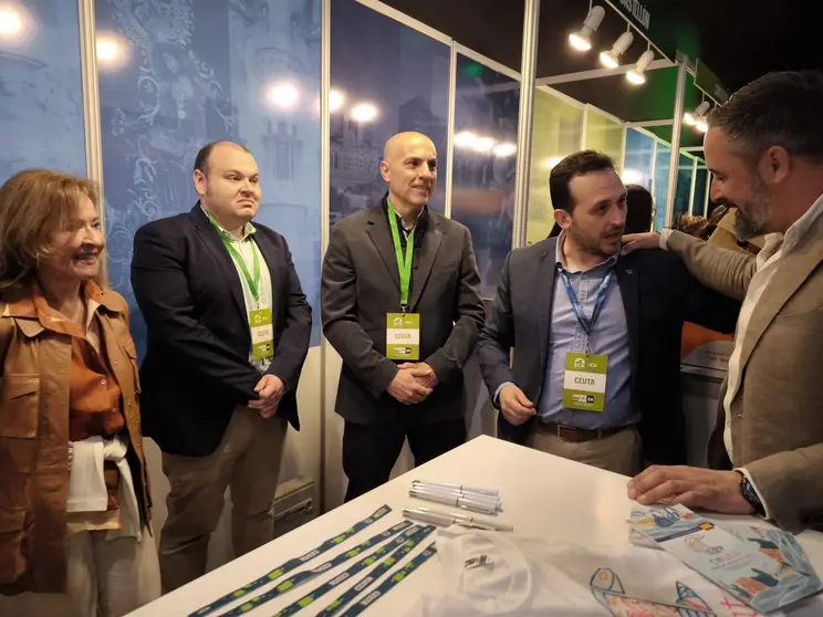 vox ceuta con abascal