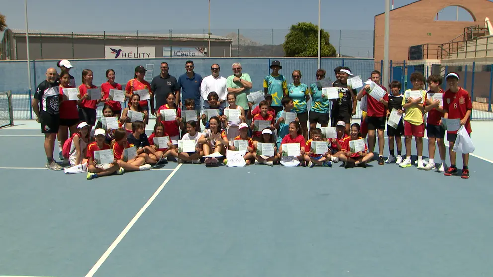 TENIS APDEL