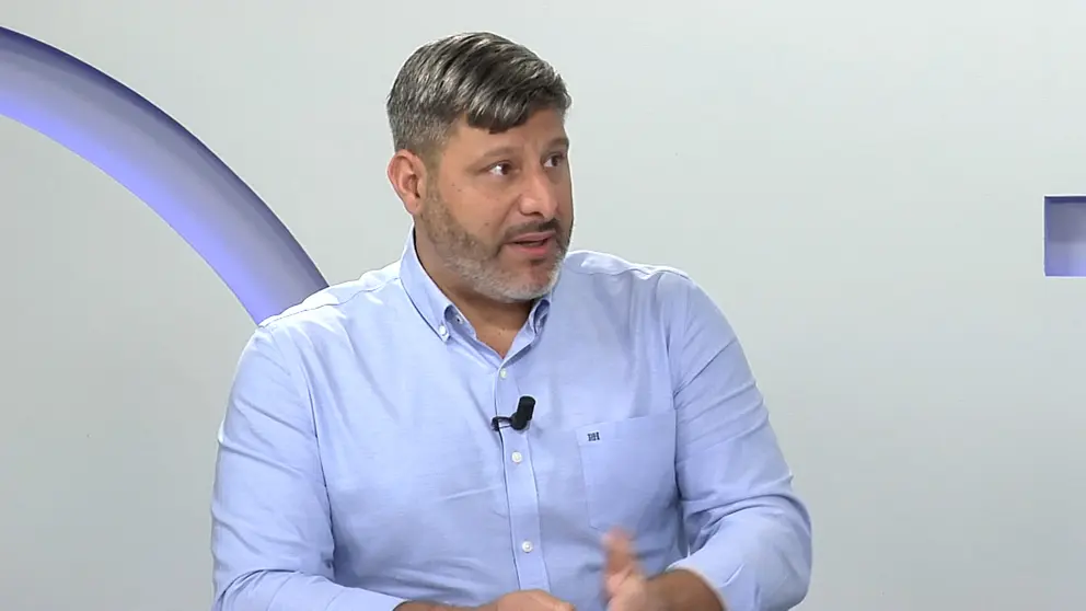 Mohamed Mustafa een entrevista Conecta