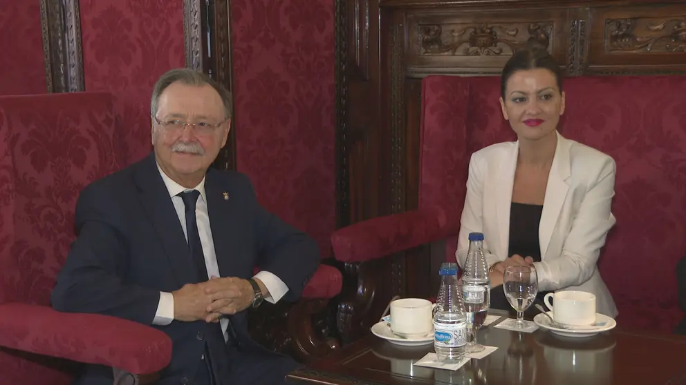 SIRA REGO Y JUAN VIVAS