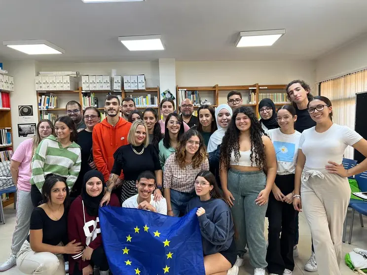 jóvenes europa casa juventud