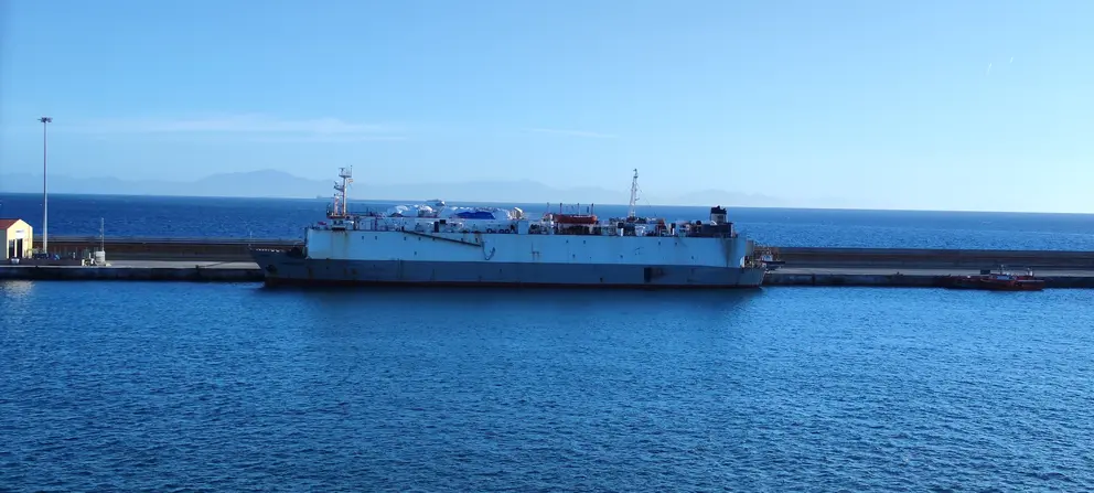 BARCO VERTIDO