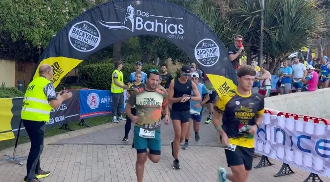 Un momento de la salida de la prueba desde el Parque de San Amaro