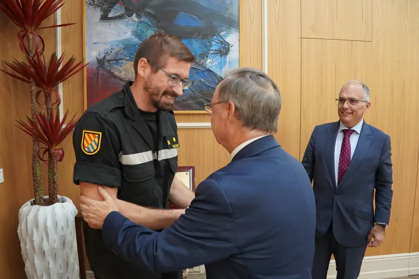 2025 - 11 - 05 - DEspacho UME - 1