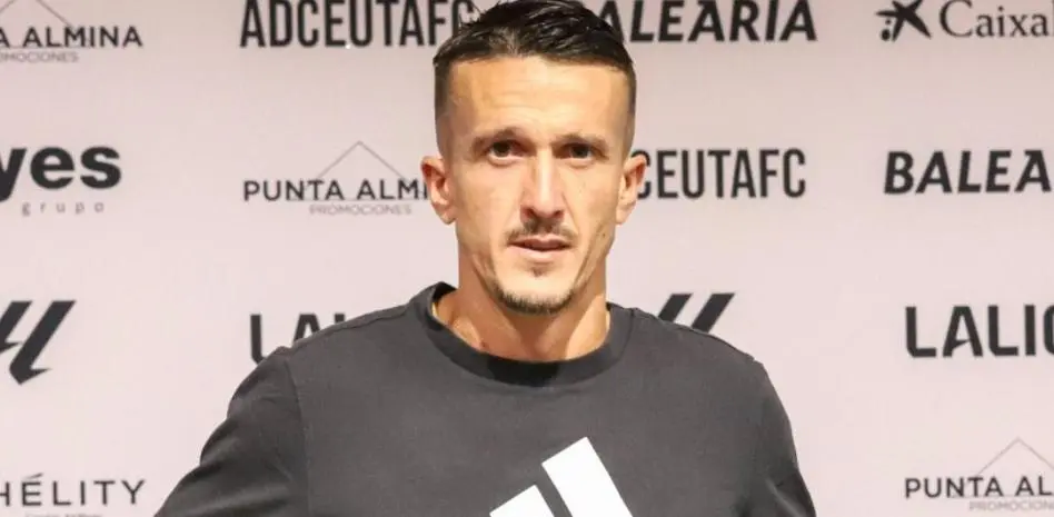 Salvi Sánchez, jugador de la AD Ceuta