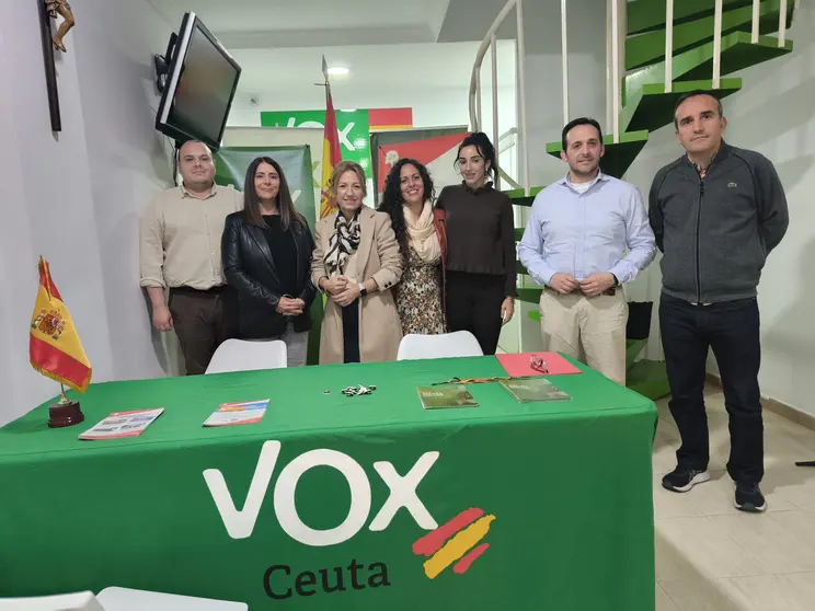 Nuestro Corazon Bandera_1 vox