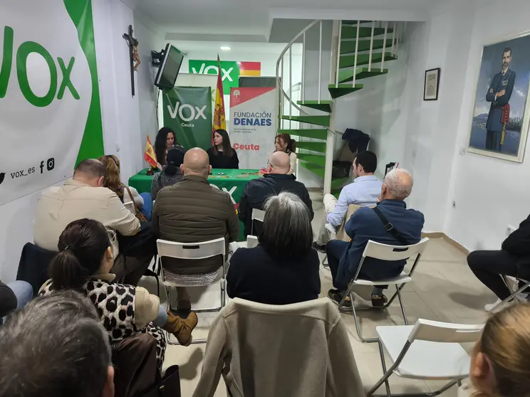 Nuestro Corazon Bandera_2 vox