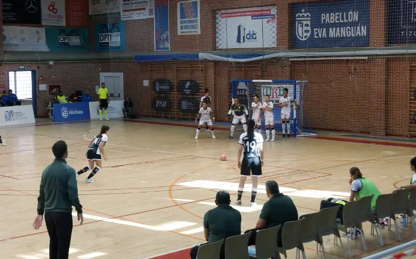 Una imagen del partido disputado este sábado en el pabellón 'Eva Manguán' de Móstoles