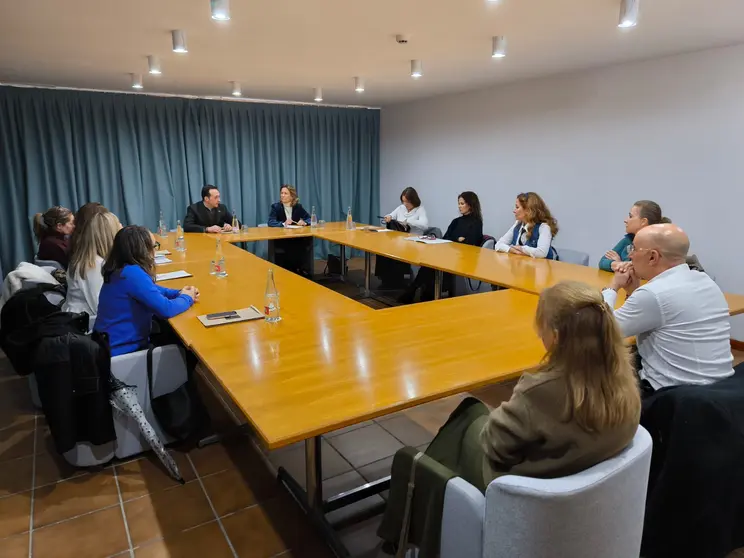 Reunion Sanidad vox fuster