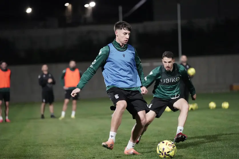 Marc Dom&egrave;nech, en su primer entrenamiento con el Ceuta
