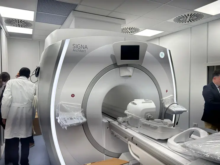resonancia magn&eacute;tica hospital