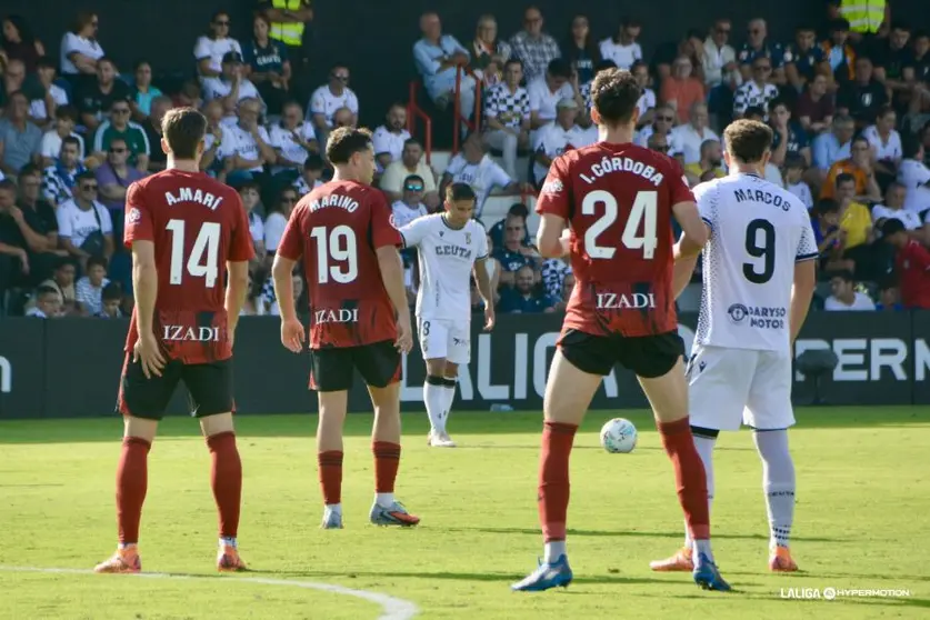 Una imagen del Ceuta-Mirand&eacute;s de la primera vuelta en el Murube