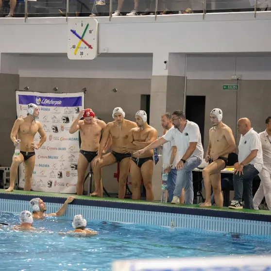 Peter Kubicsko y sus jugadores han conseguido la permanencia por segunda temporada consecutiva